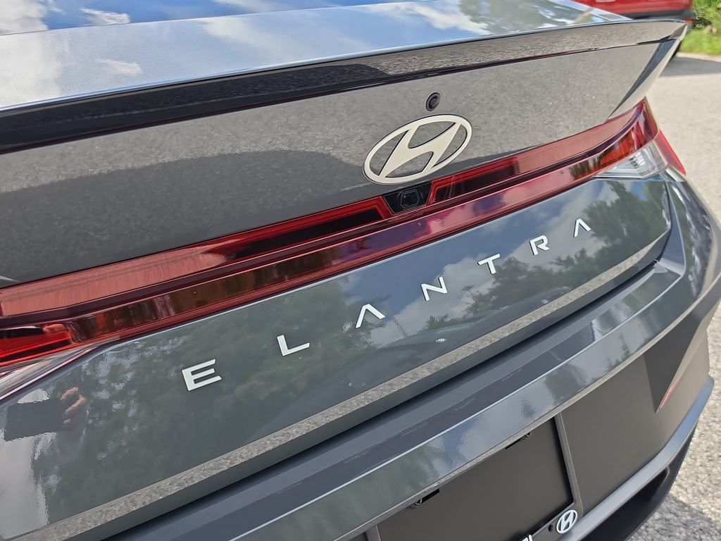 Thumbnail: 2026 Hyundai Elantra - 22