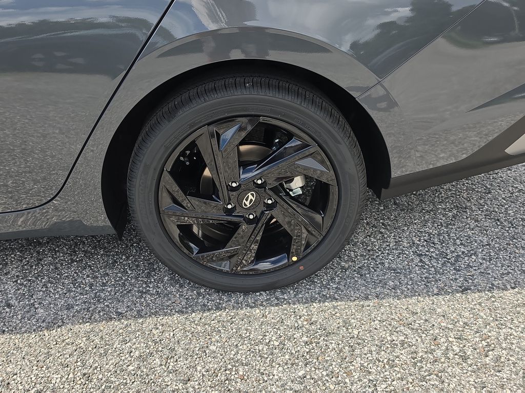 Thumbnail: 2026 Hyundai Elantra - 8