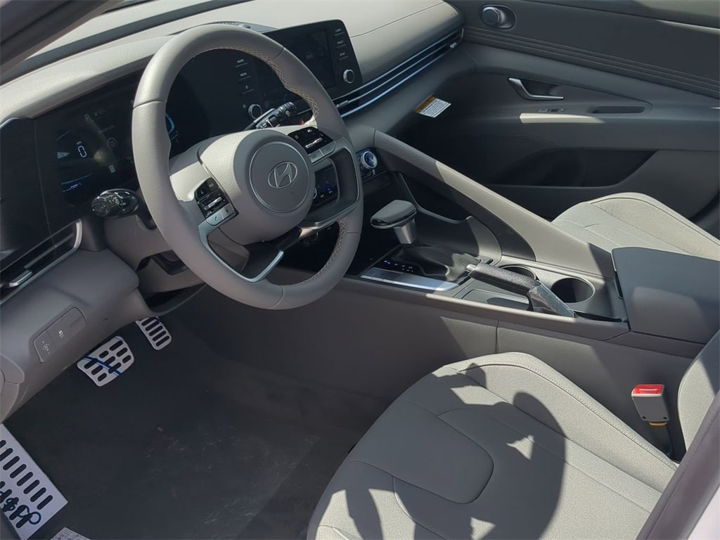 Thumbnail: 2026 Hyundai Elantra - 2