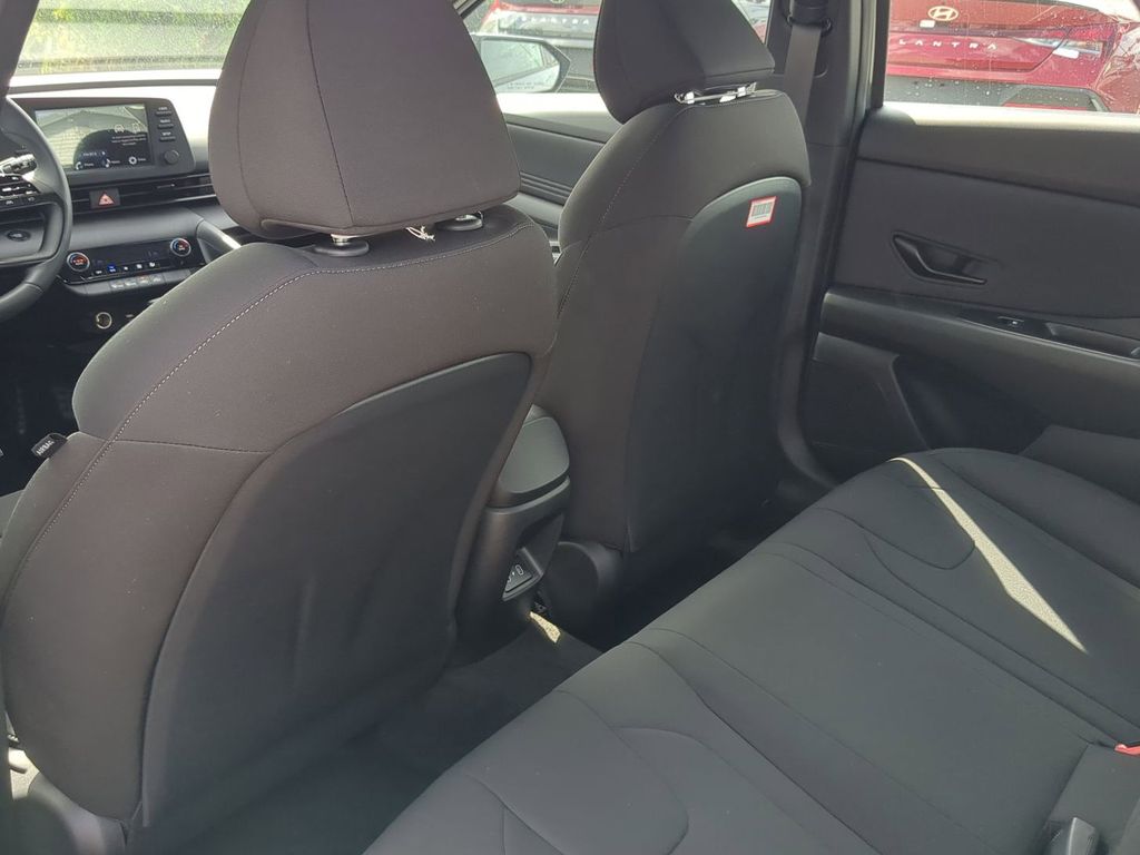 Thumbnail: 2026 Hyundai Elantra - 11