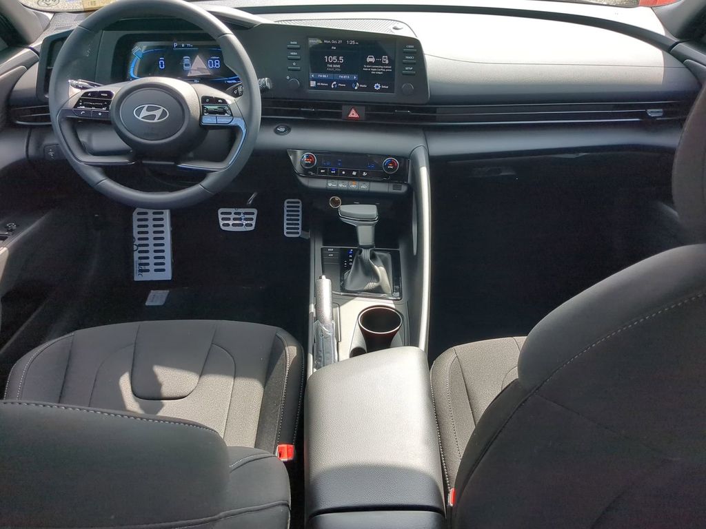 Thumbnail: 2026 Hyundai Elantra - 9