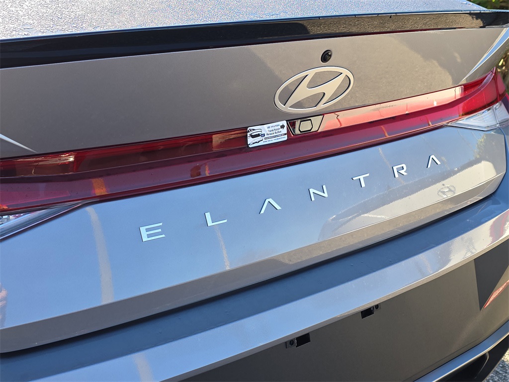 Thumbnail: 2026 Hyundai Elantra - 23
