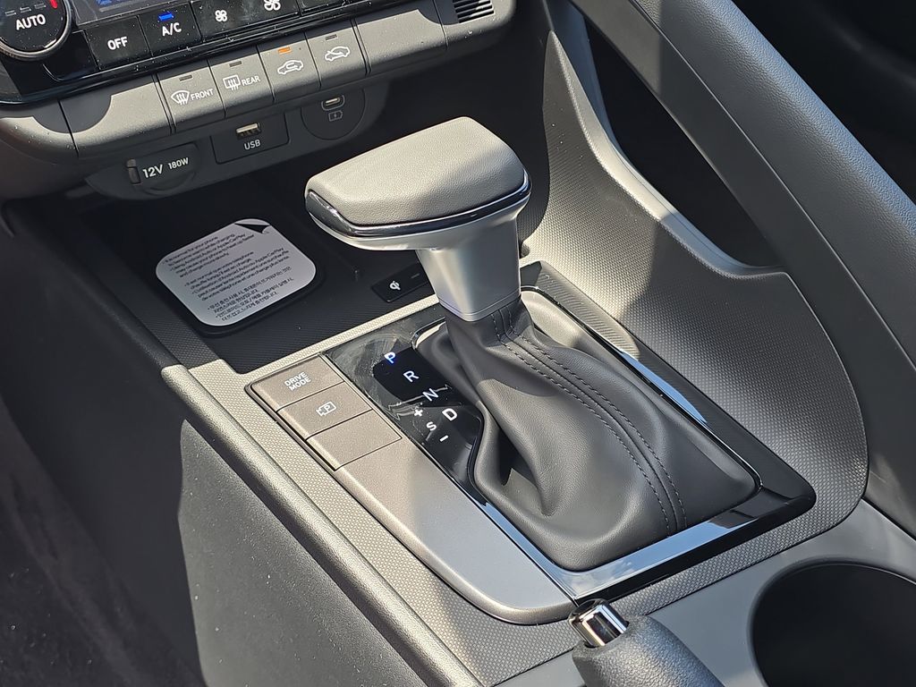 Thumbnail: 2026 Hyundai Elantra - 15