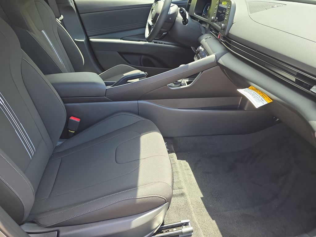 Thumbnail: 2026 Hyundai Elantra - 25