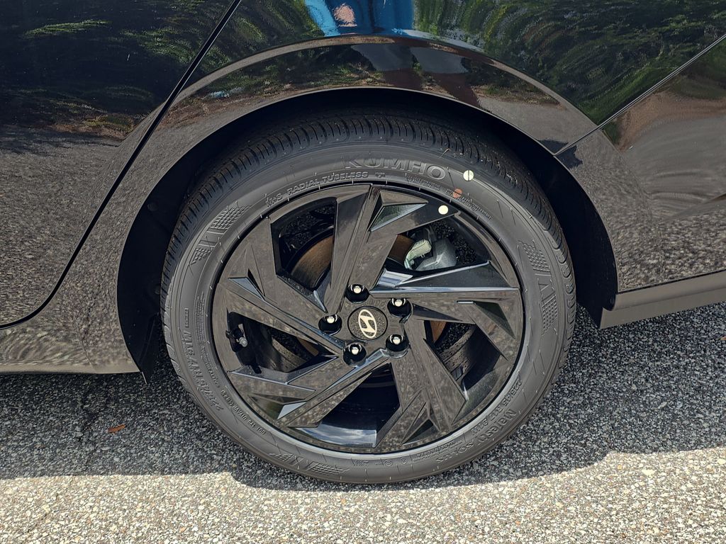 Thumbnail: 2026 Hyundai Elantra - 8