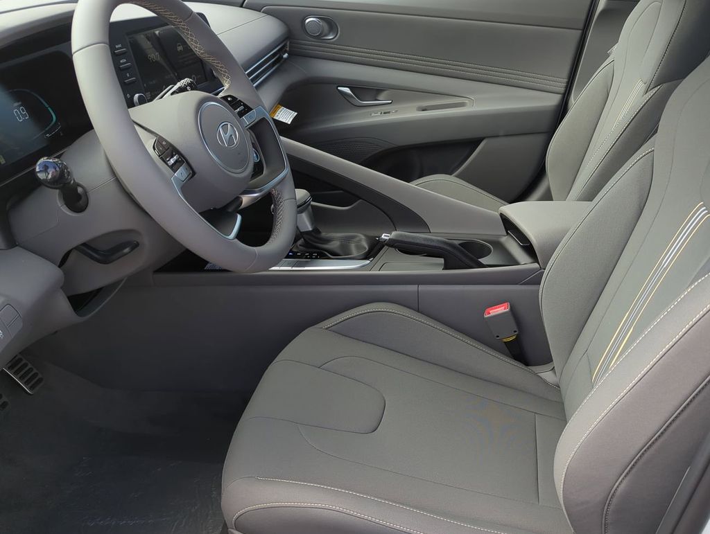 Thumbnail: 2026 Hyundai Elantra - 10