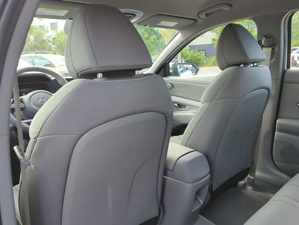 Thumbnail: 2026 Hyundai Elantra - 11