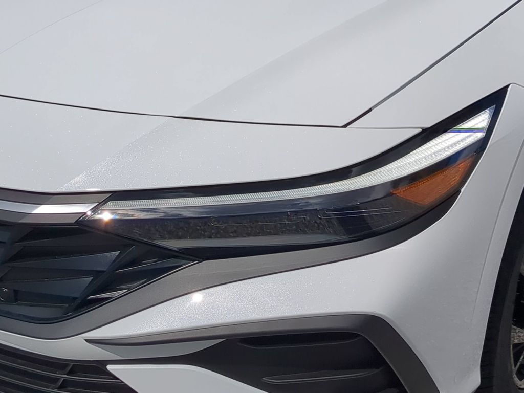Thumbnail: 2026 Hyundai Elantra - 22