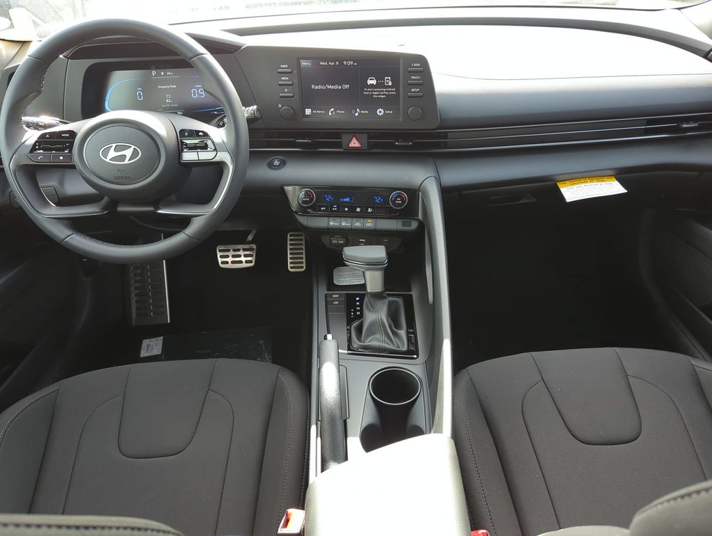 Thumbnail: 2026 Hyundai Elantra - 9