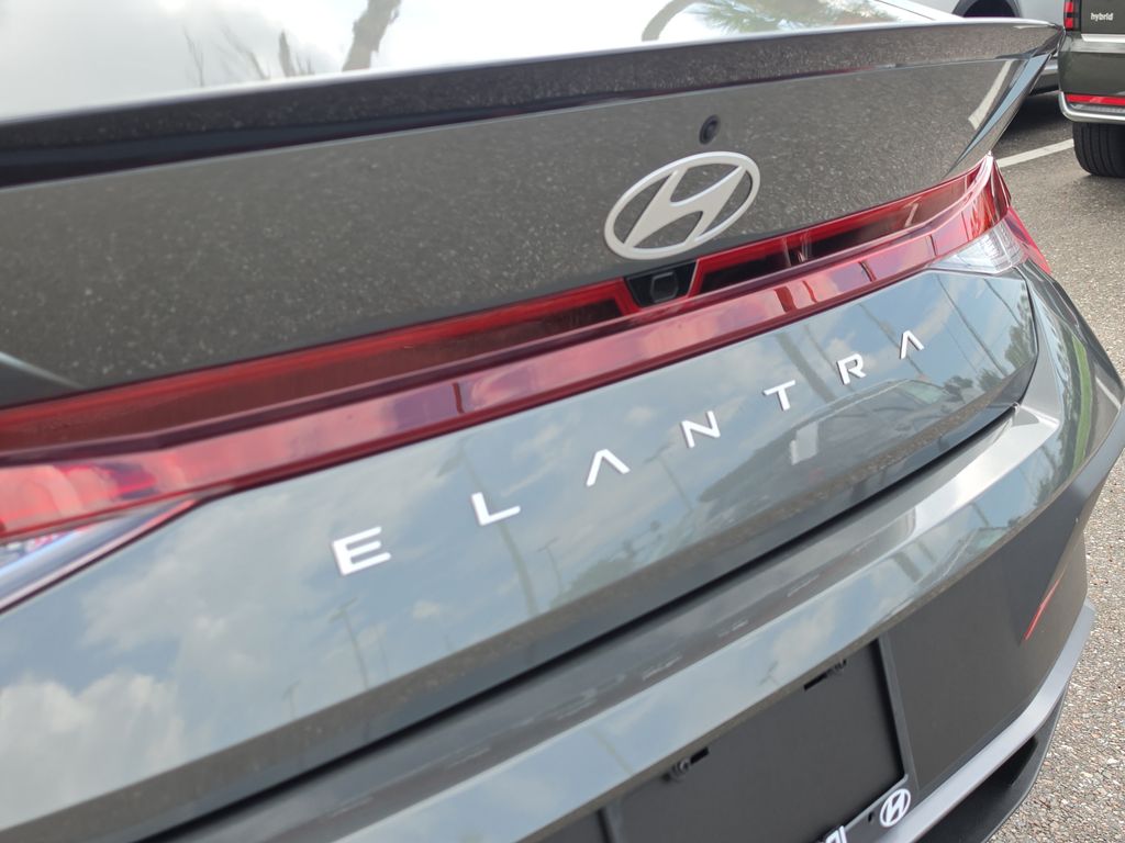 Thumbnail: 2026 Hyundai Elantra - 22