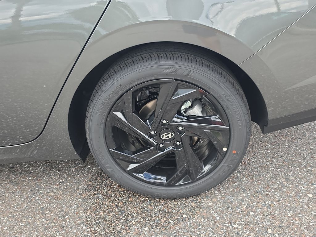 Thumbnail: 2026 Hyundai Elantra - 8