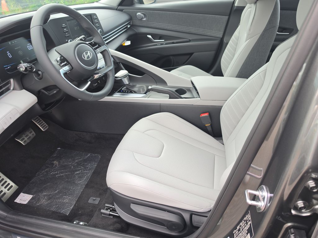 Thumbnail: 2026 Hyundai Elantra - 10