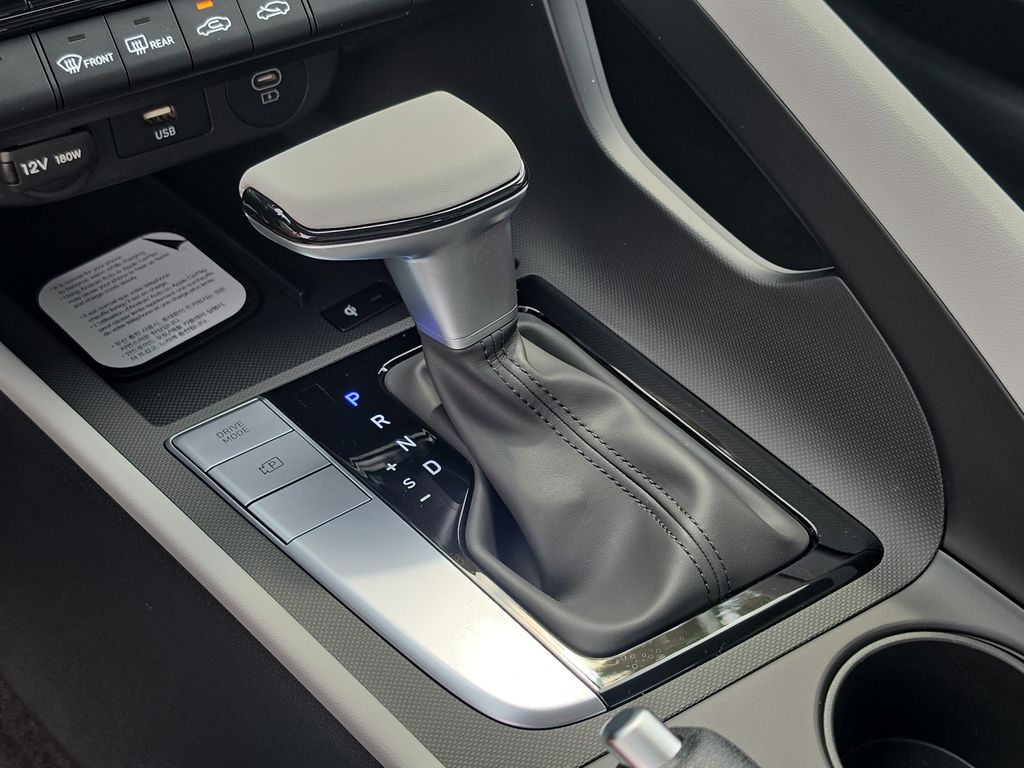 Thumbnail: 2026 Hyundai Elantra - 15
