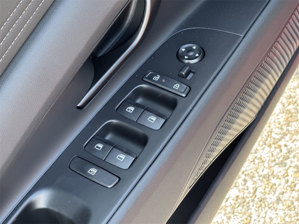 Thumbnail: 2025 Hyundai Elantra - 22