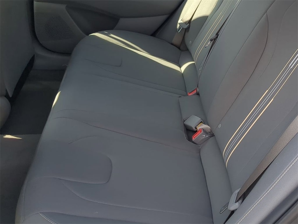 Thumbnail: 2026 Hyundai Elantra - 10