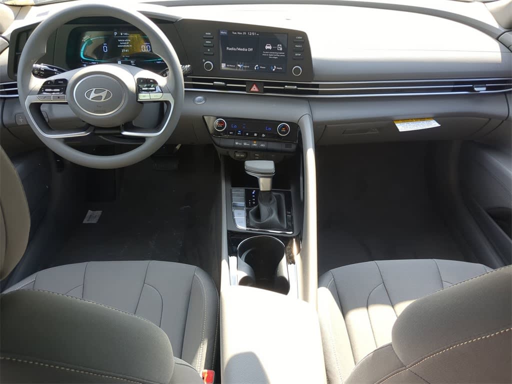 Thumbnail: 2026 Hyundai Elantra - 9