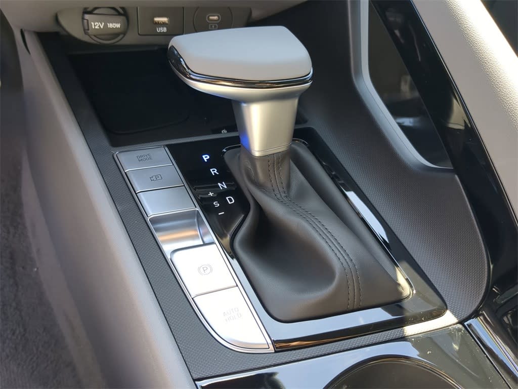 Thumbnail: 2026 Hyundai Elantra - 15