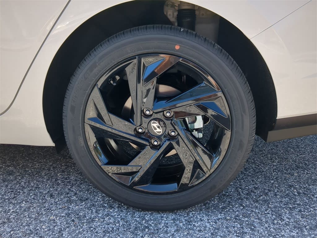 Thumbnail: 2026 Hyundai Elantra - 8