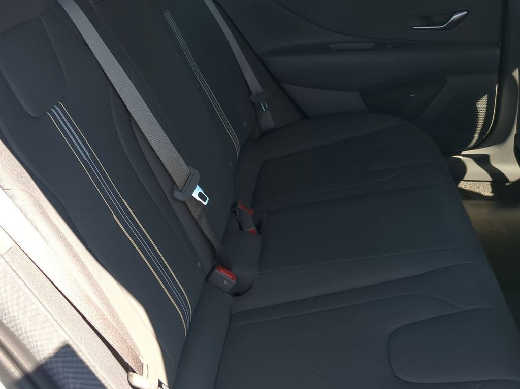 Thumbnail: 2026 Hyundai Elantra - 26