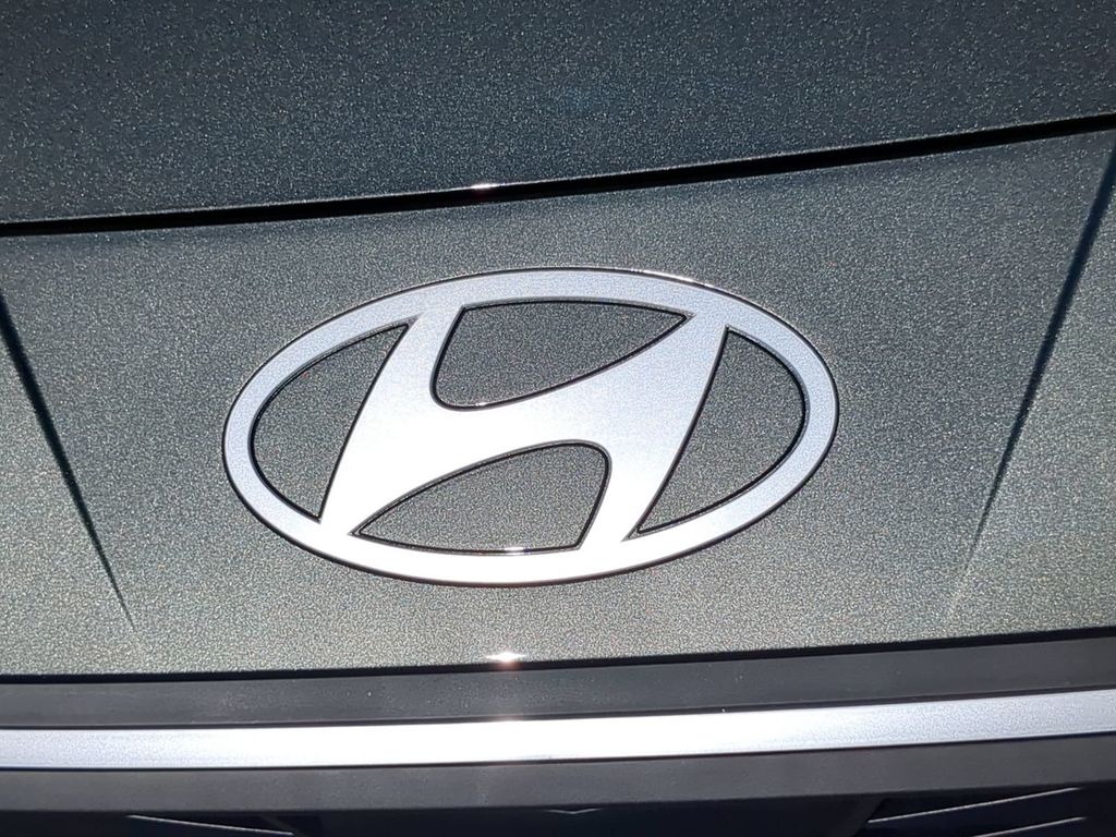 Thumbnail: 2026 Hyundai Elantra - 22