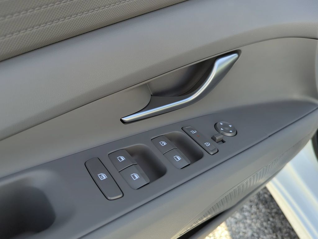 Thumbnail: 2026 Hyundai Elantra - 24
