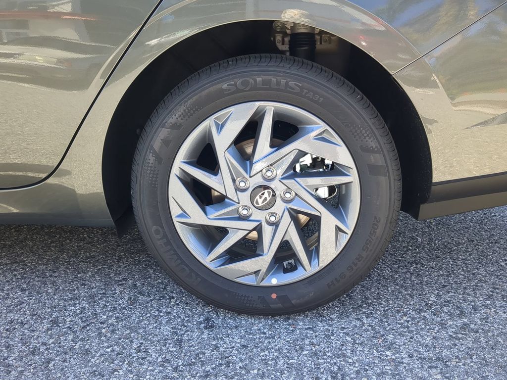 Thumbnail: 2026 Hyundai Elantra - 8