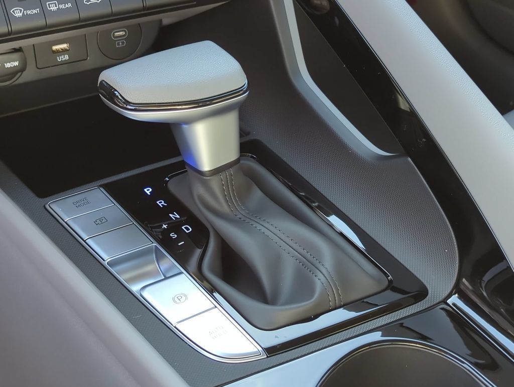 Thumbnail: 2026 Hyundai Elantra - 34