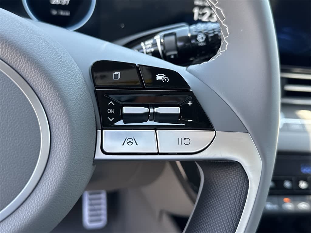 Thumbnail: 2025 Hyundai Elantra - 27