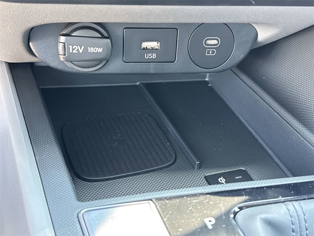 Thumbnail: 2025 Hyundai Elantra - 13