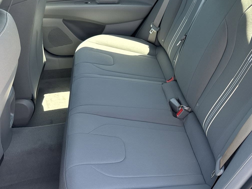 Thumbnail: 2025 Hyundai Elantra - 23