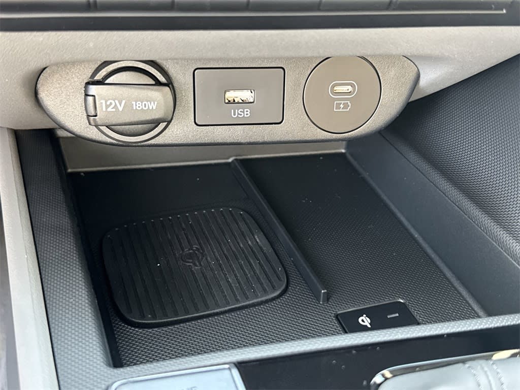 Thumbnail: 2025 Hyundai Elantra - 14