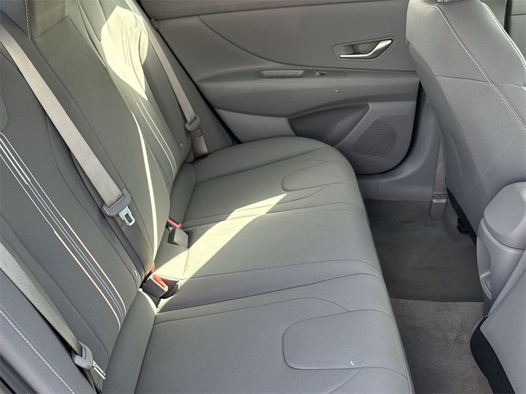 Thumbnail: 2025 Hyundai Elantra - 24