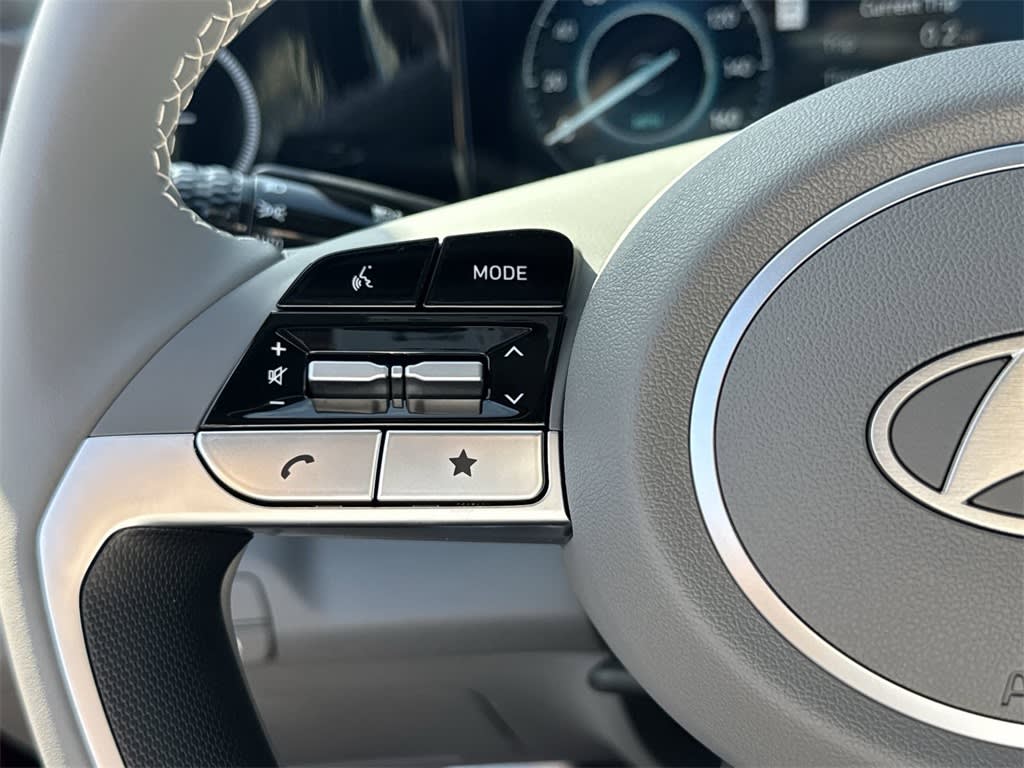 Thumbnail: 2025 Hyundai Elantra - 26