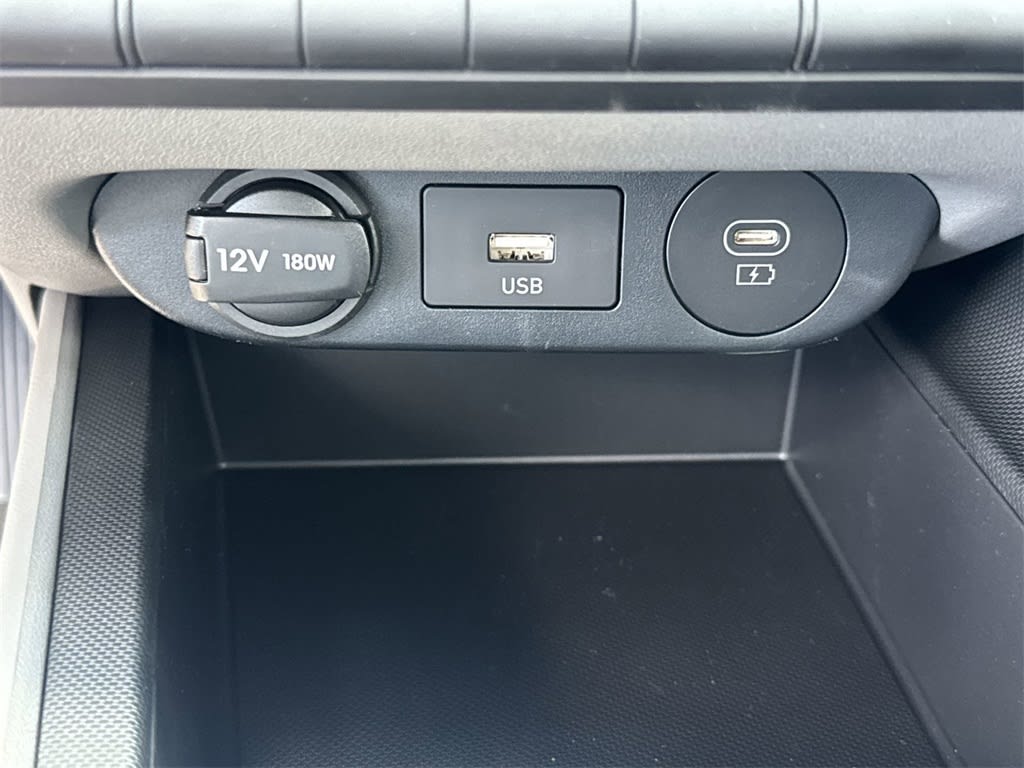 Thumbnail: 2025 Hyundai Elantra - 29