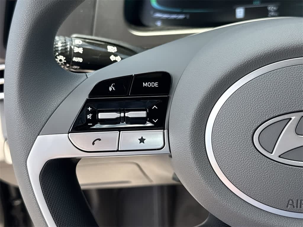 Thumbnail: 2025 Hyundai Elantra - 27