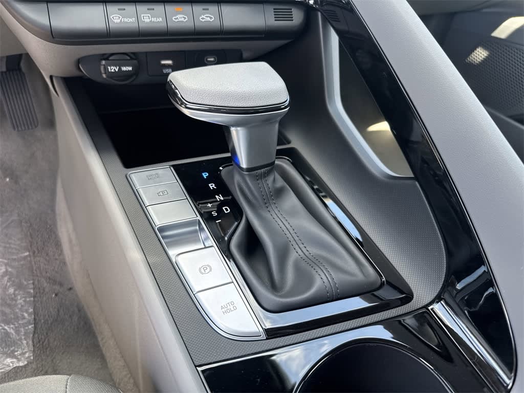 Thumbnail: 2025 Hyundai Elantra - 30
