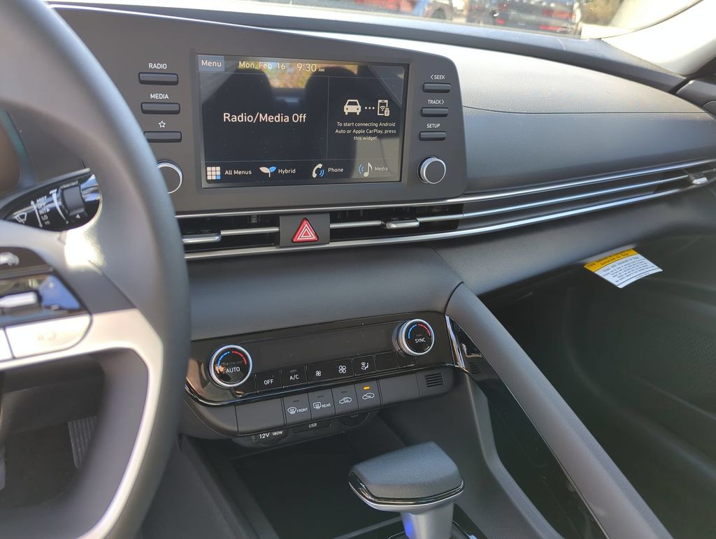 Thumbnail: 2026 Hyundai Elantra - 13