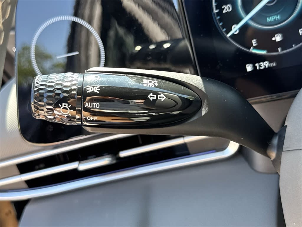 Thumbnail: 2025 Hyundai Elantra - 28