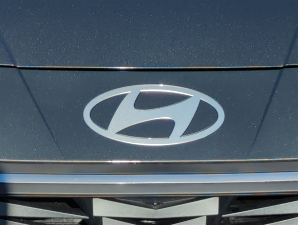 Thumbnail: 2025 Hyundai Elantra - 20