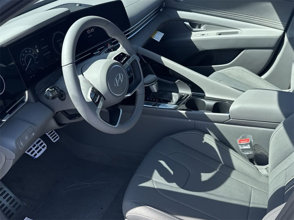 Thumbnail: 2025 Hyundai Elantra - 10