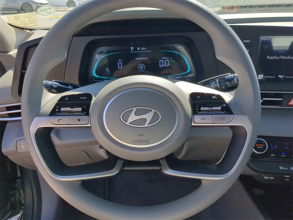 Thumbnail: 2026 Hyundai Elantra - 12