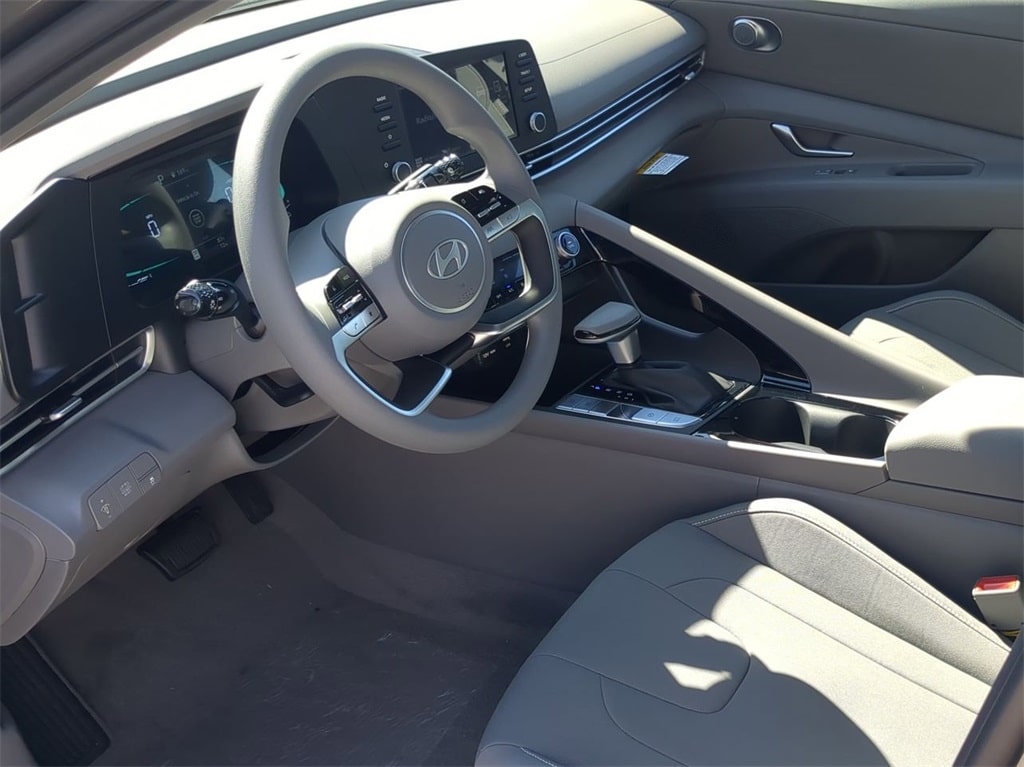 Thumbnail: 2026 Hyundai Elantra - 2