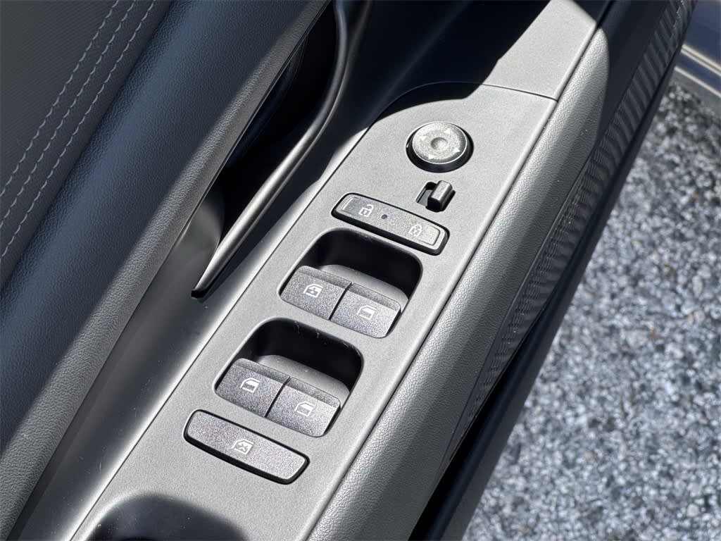 Thumbnail: 2025 Hyundai Elantra - 22