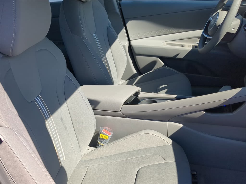 Thumbnail: 2026 Hyundai Elantra - 26