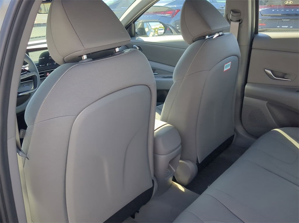 Thumbnail: 2026 Hyundai Elantra - 11