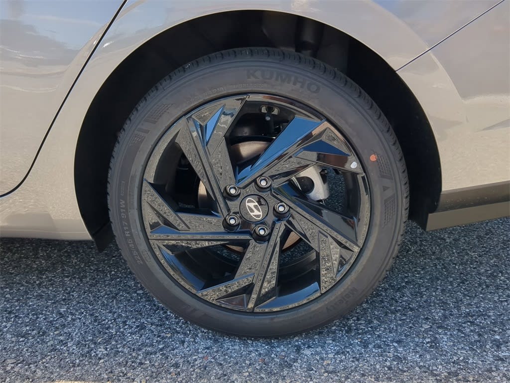 Thumbnail: 2026 Hyundai Elantra - 7