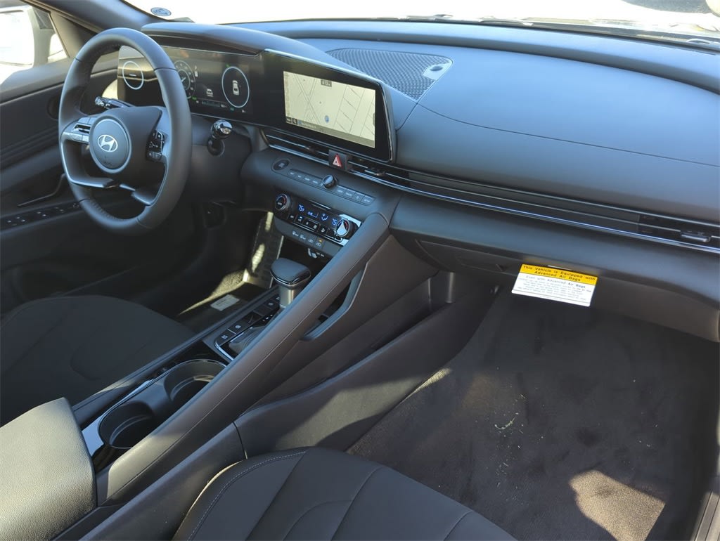 Thumbnail: 2025 Hyundai Elantra - 13