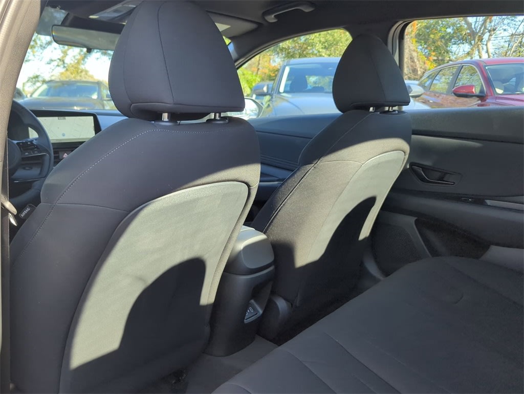 Thumbnail: 2025 Hyundai Elantra - 11