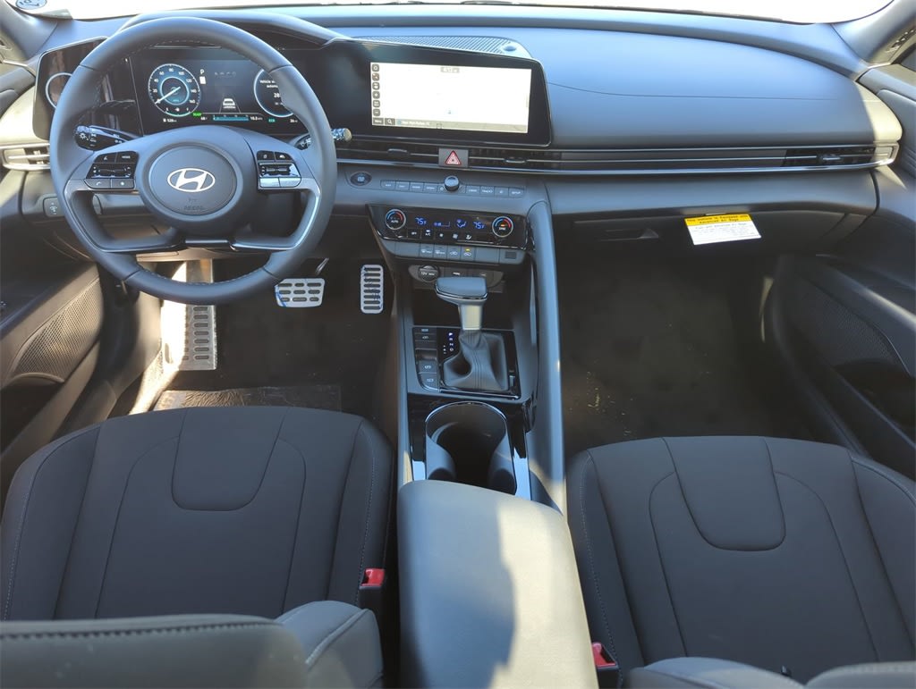 Thumbnail: 2025 Hyundai Elantra - 9