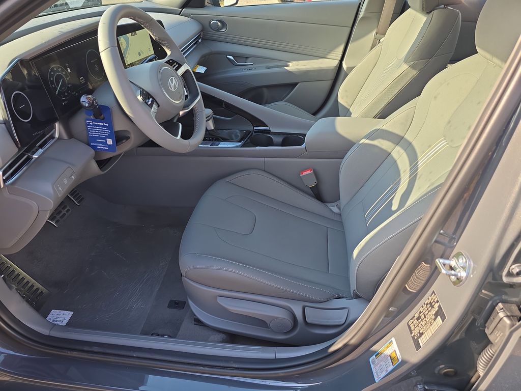Thumbnail: 2026 Hyundai Elantra - 10
